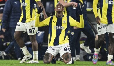 Maça damga vuran Talisca konuştu: Alex mesaj attı