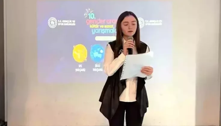 Bilecik’te Gençler Arası Şiir Okuma Yarışması İl Finalleri Devam Ediyor