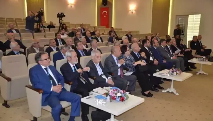 Kahramankazan’da Tarihi Şahsiyetler Sempozyumu Düzenlendi