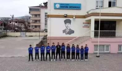 Taşova Atatürk Ortaokulu 11 Yıldır Şampiyon