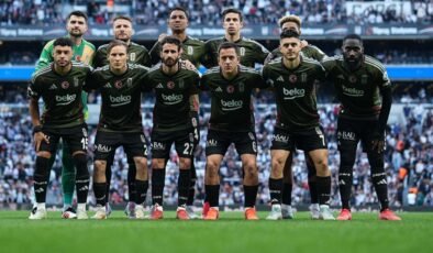 Beşiktaşlı yıldız açıkladı: Ayrılmıyorum, buradayım
