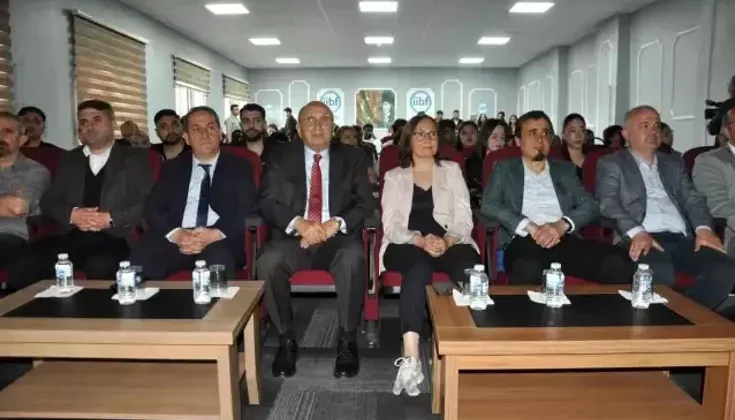 Çimentaş Yönetim Kurulu Başkanı Taha Aksoy, Gençlerle Deneyimlerini Paylaştı