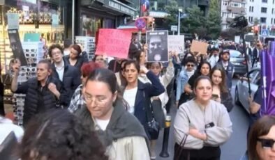 Kadınlar, sokak ortasında öldürülen Bahar Aksu için sokağa çıktı