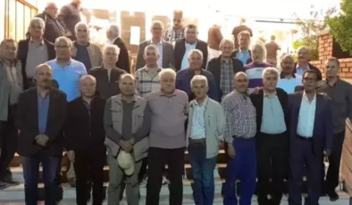 Emekli İşçiler 45 Yıllık Dostluklarını Geleneksel Buluşmalarla Sürdürüyor